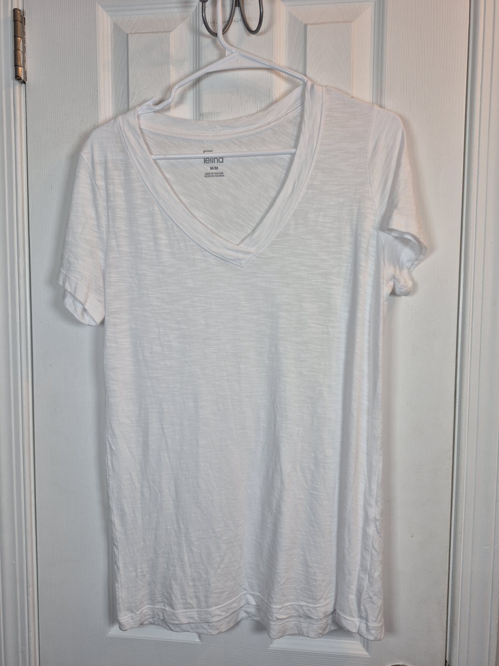 Felina White Slub Knit V-Neck Tee Medium Clean Girl Minimalist Essential Top